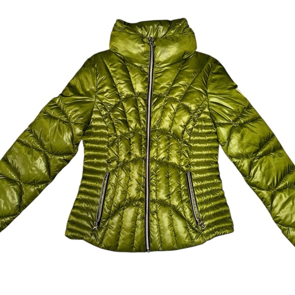 Ladies GUESS Green Quilted Puffer Coat – Women’s Medium - Picture 1 of 8